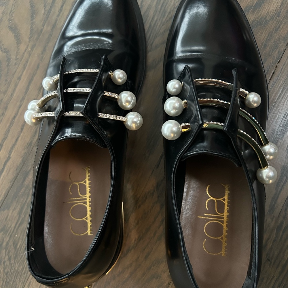 Black Pearl Embellished Women's Flats